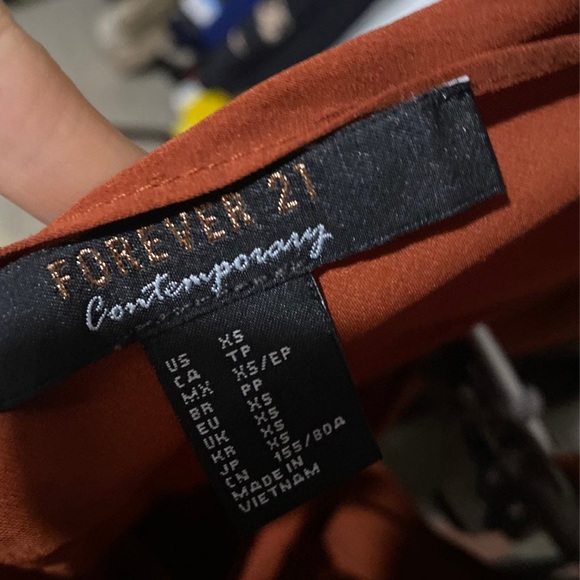 Forever21 Asymmetrical Dress - Picture 3 of 5